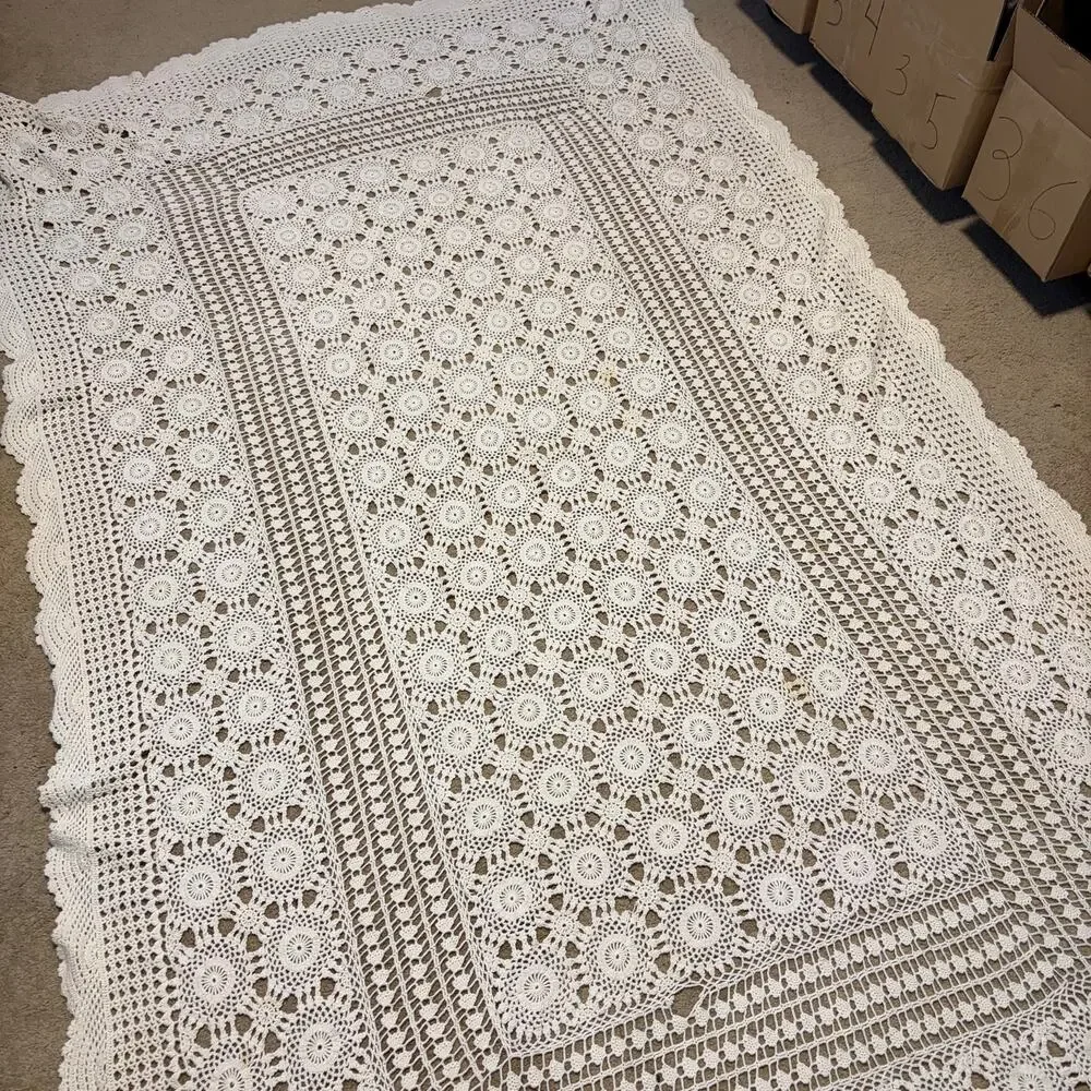 Vintage Crochet Lace Tablecloth Coverlet 57x92 Rectangle Boho Bed Ivory White